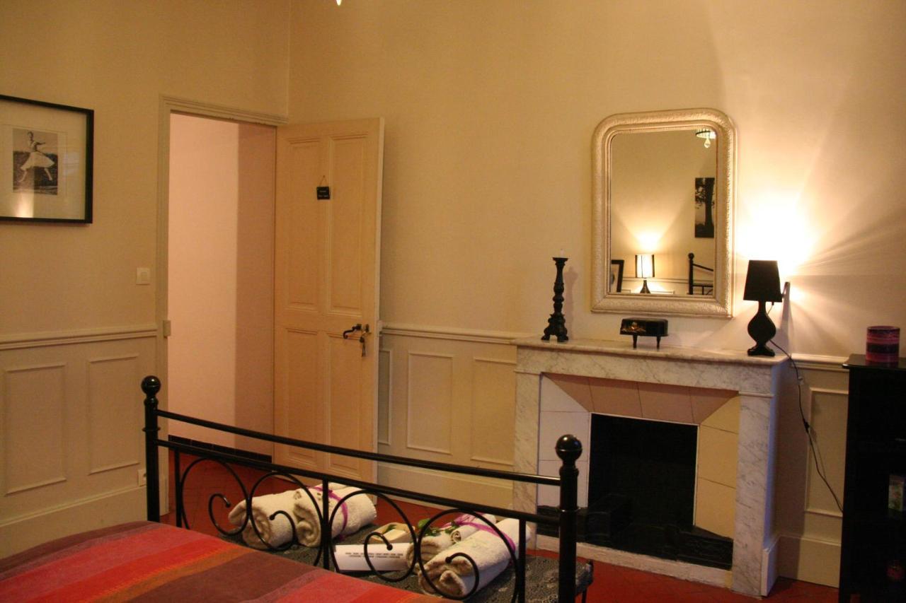 Le Mas Des Dames Appartement Avignon Buitenkant foto