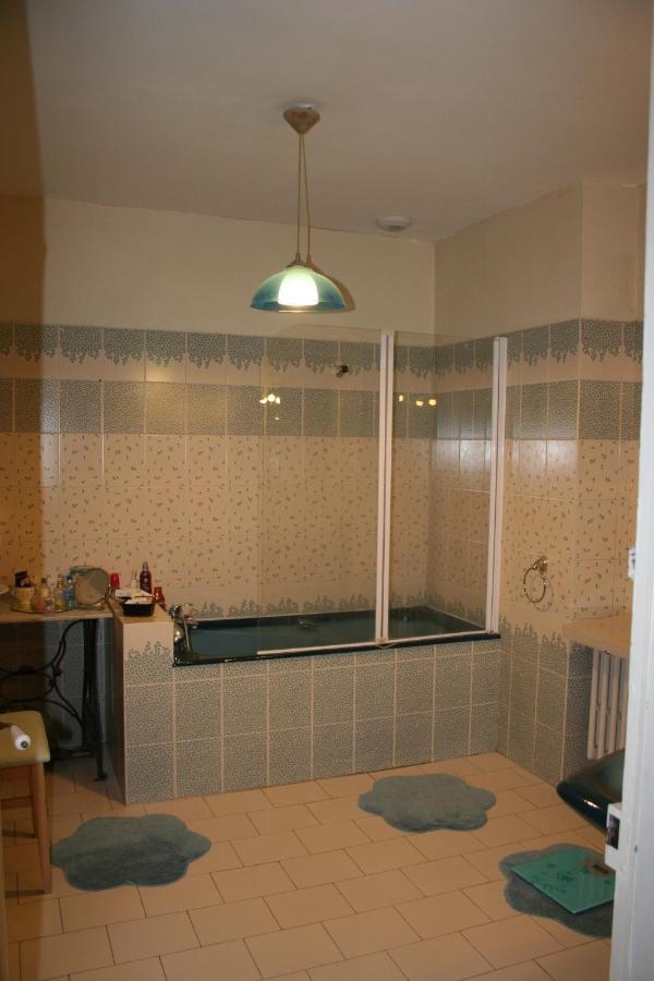 Le Mas Des Dames Appartement Avignon Buitenkant foto